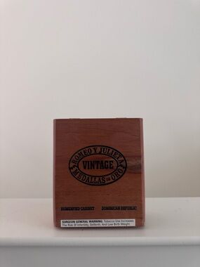 Vintage Wooden Humidor Box - Brown
